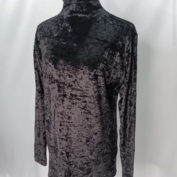 Black Velvet Turtleneck Top